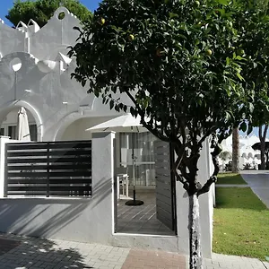 https://casa-romero-beautiful-private-corner-villa-by-pools-3-terraces.es-andalucia.com